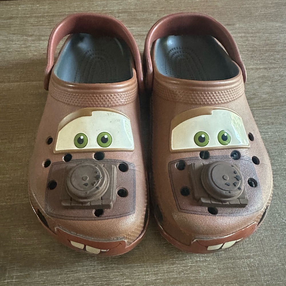 Kids CROCS Mater
